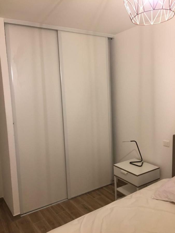 Cosy Poullan, 2-Bedroom Apartment, 200 M From The Beach Nice Exterior photo